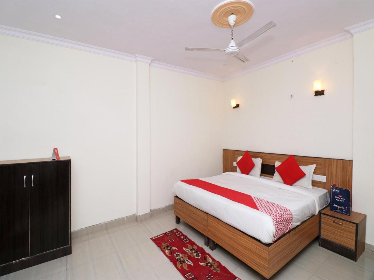 Hotel Oyo 22656 Taj Paradise